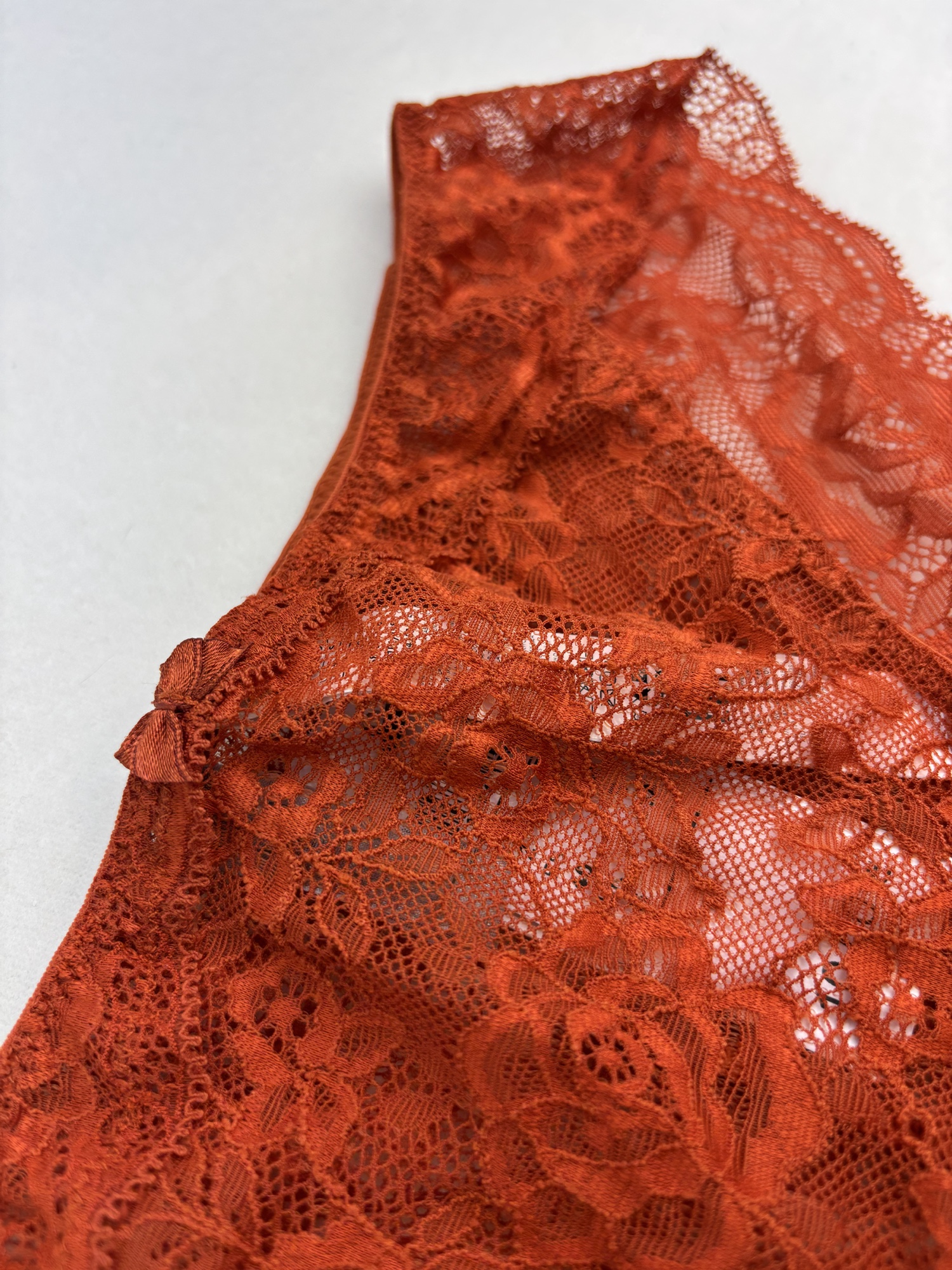 Intimissimi Lyra Lace – koronkowe figi Spicy Orange - obrazek 4